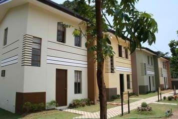 Treelane Residences - Image 1