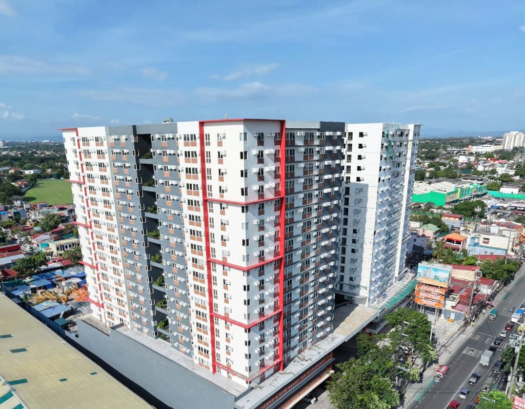Ananda Square - Image 1