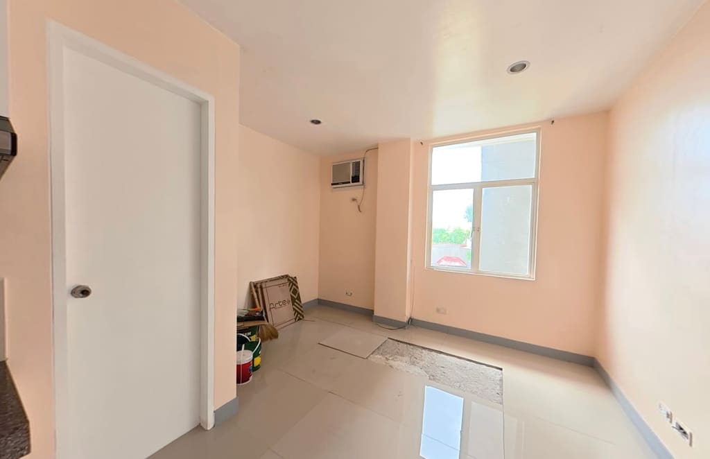 360° tour cover for Comfortable 1BR unit in 2E DMSY HOLDINGS building in Quezon City